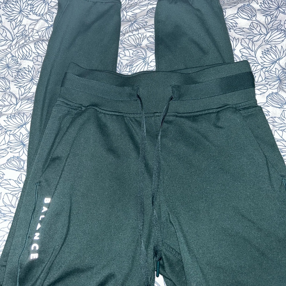 Balance Athletica Vitality joggers